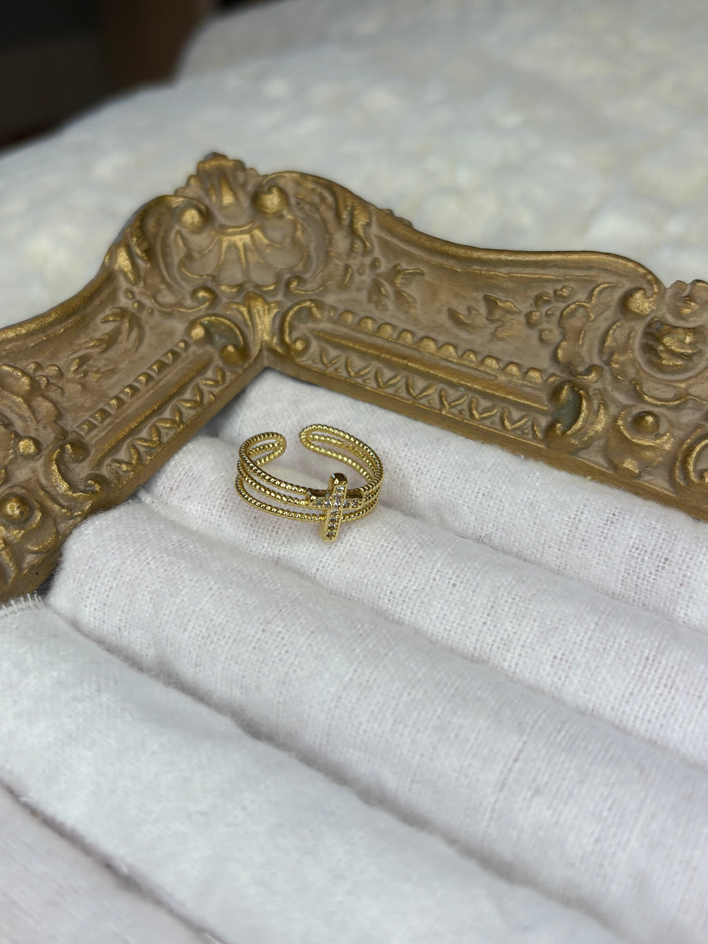 Cross Adjustable Ring
