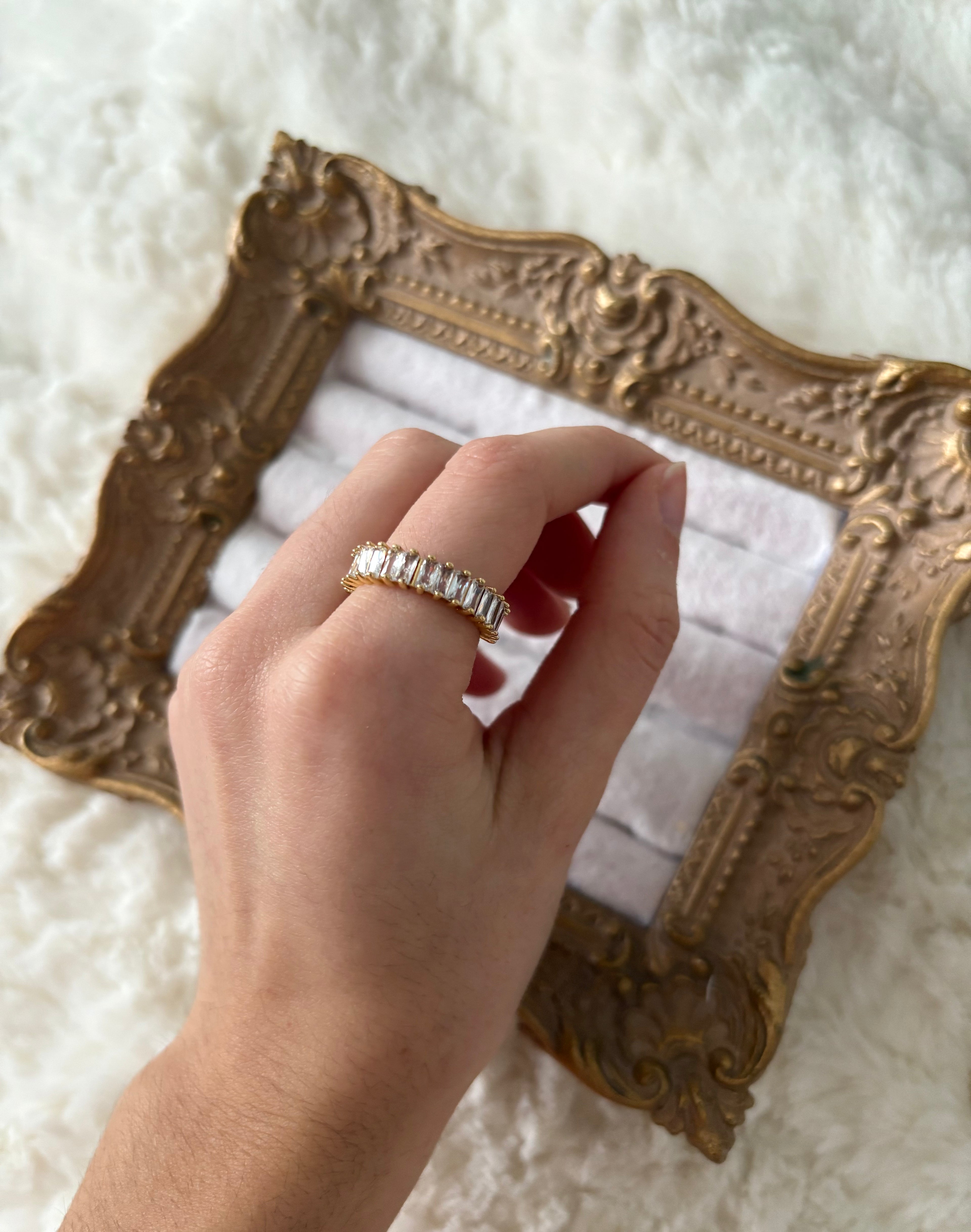 Opalescent Adjustable Ring