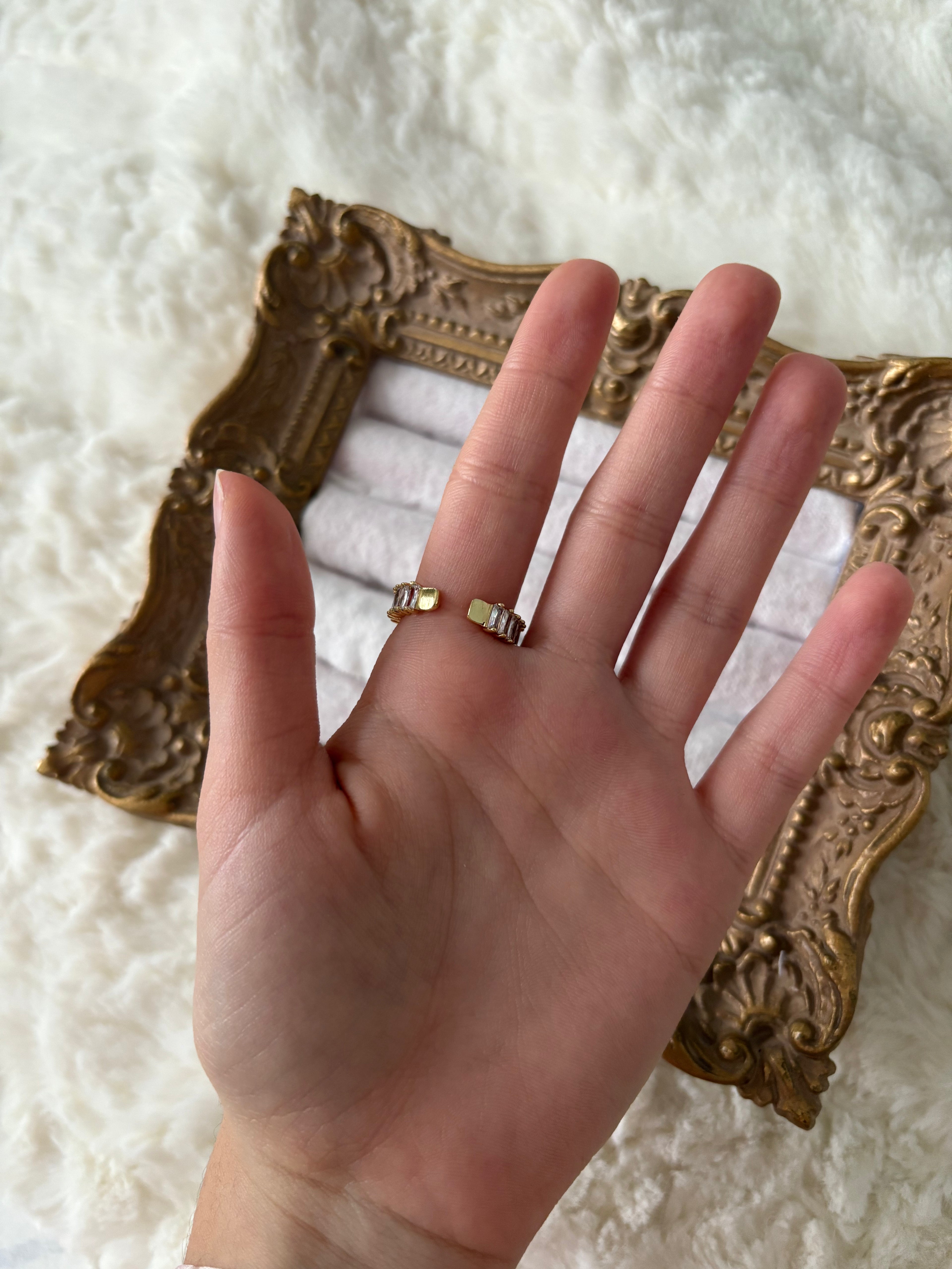 Opalescent Adjustable Ring
