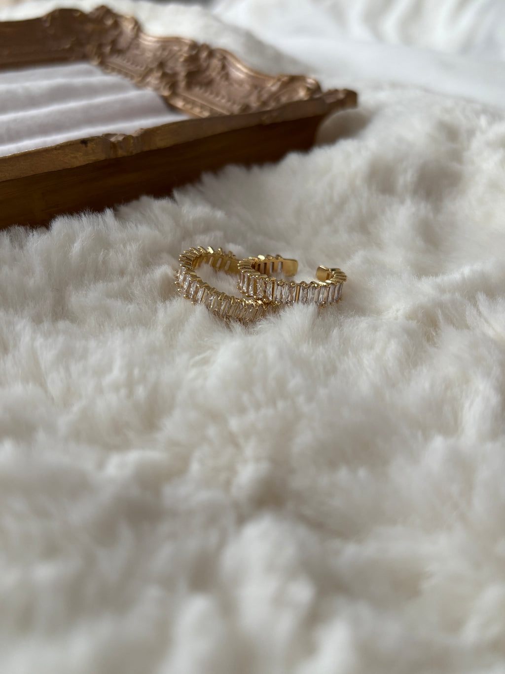 Opalescent Adjustable Ring