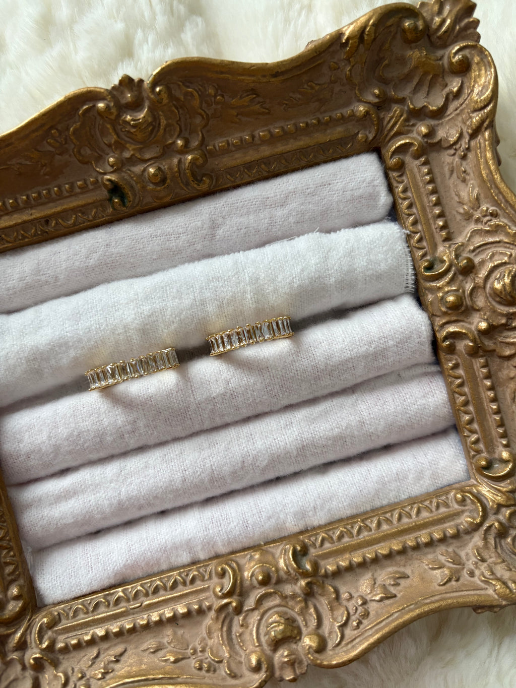 Opalescent Adjustable Ring