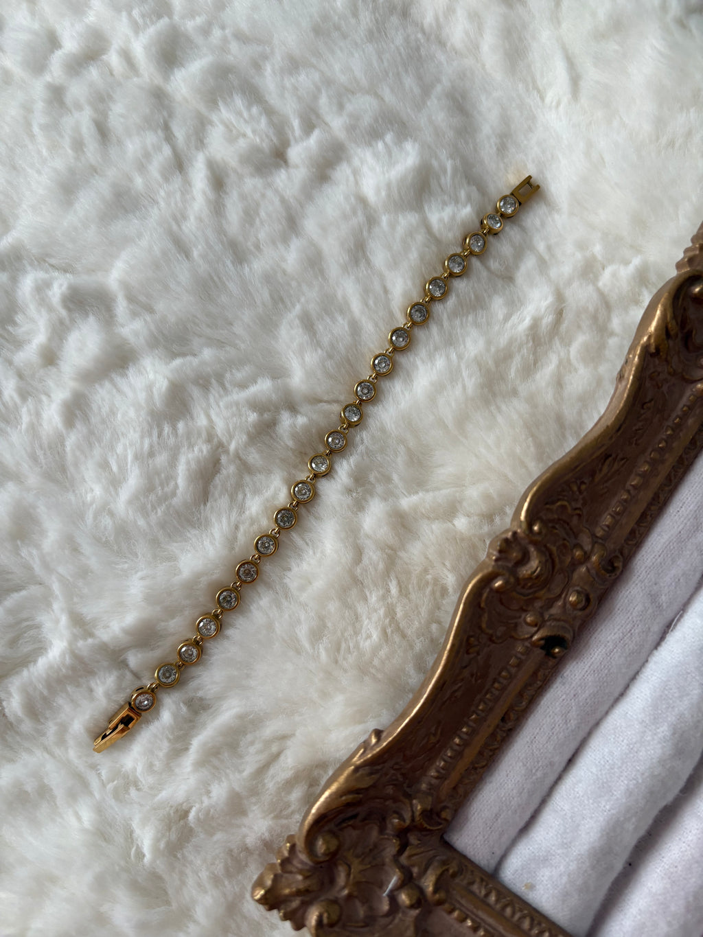 Classic Bezel Tennis Bracelet